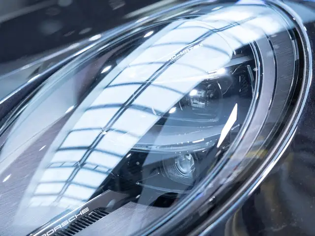 Porsche 911 Carrera S Ansicht 45
