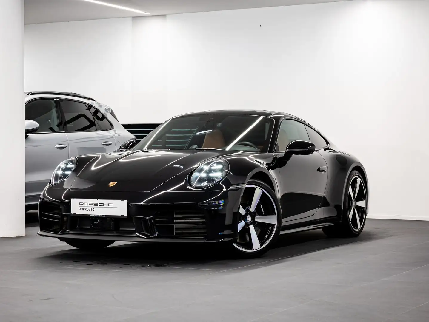 Porsche 911 Carrera S Schwarz - 1