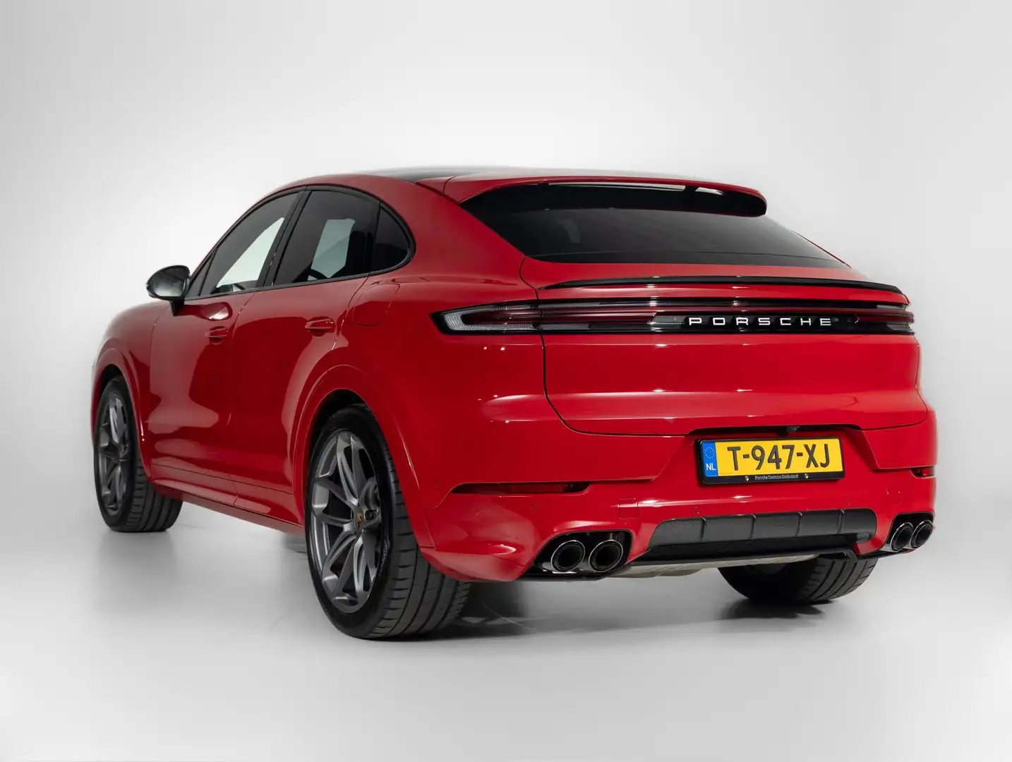 Porsche Cayenne Coupé E-Hybrid Rot - 2