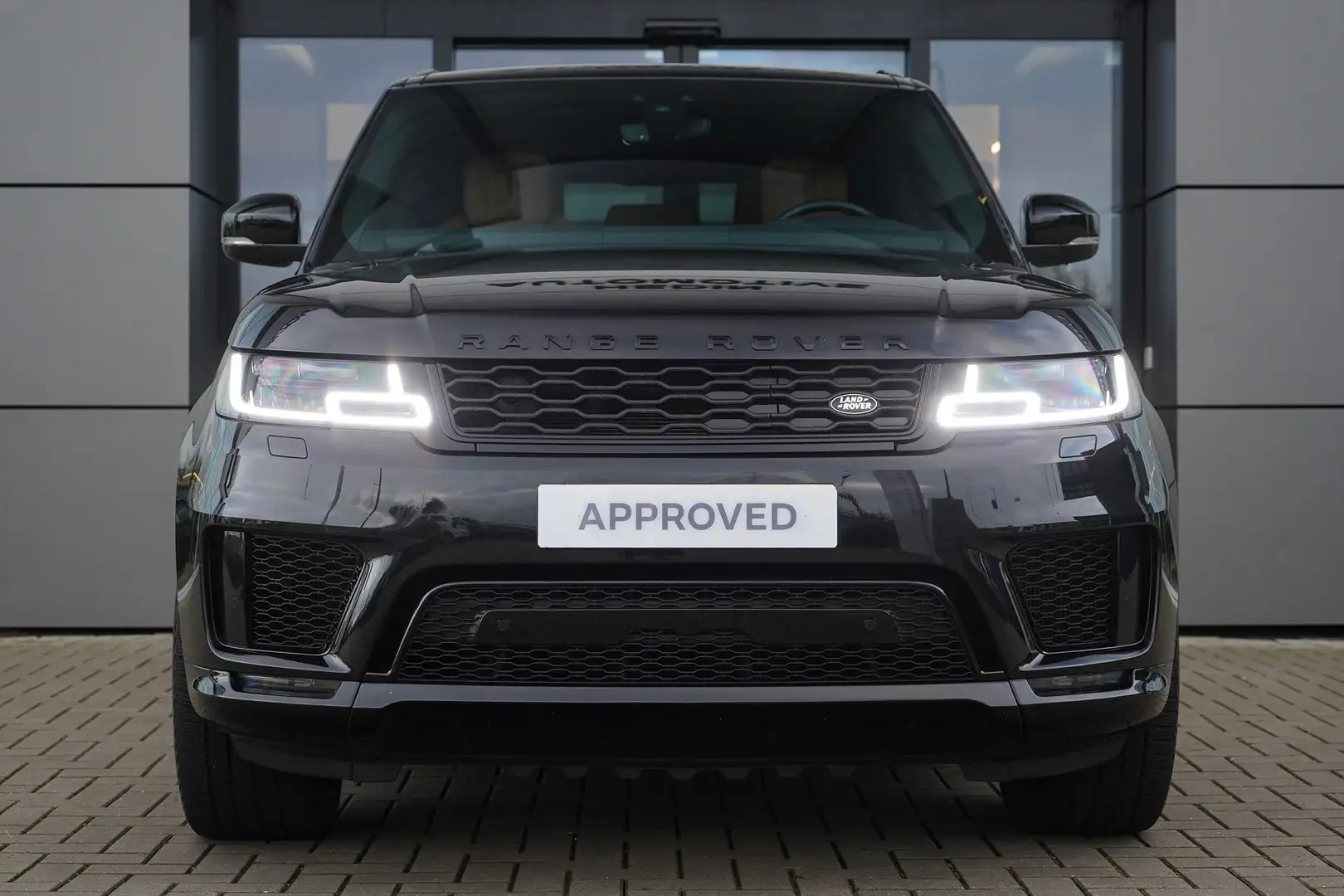 Land Rover Range Rover Sport P400e Limited Edition l 22" Gloss Black | Tan Inte Noir - 2