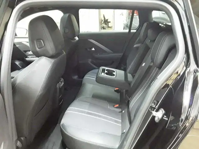 Opel Astra view 13