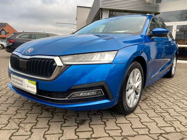 Skoda Octavia C. 1.5TSI DSG Style Navi*LED*AHK*Kamera*