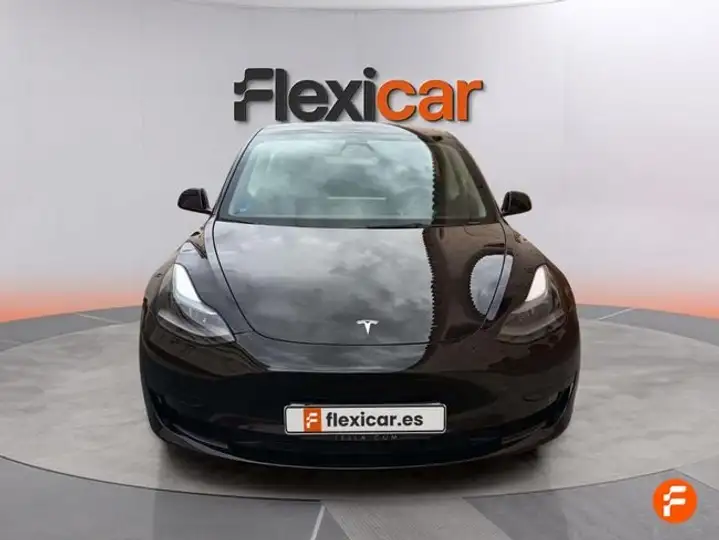 Tesla Model 3 2024, foto 2