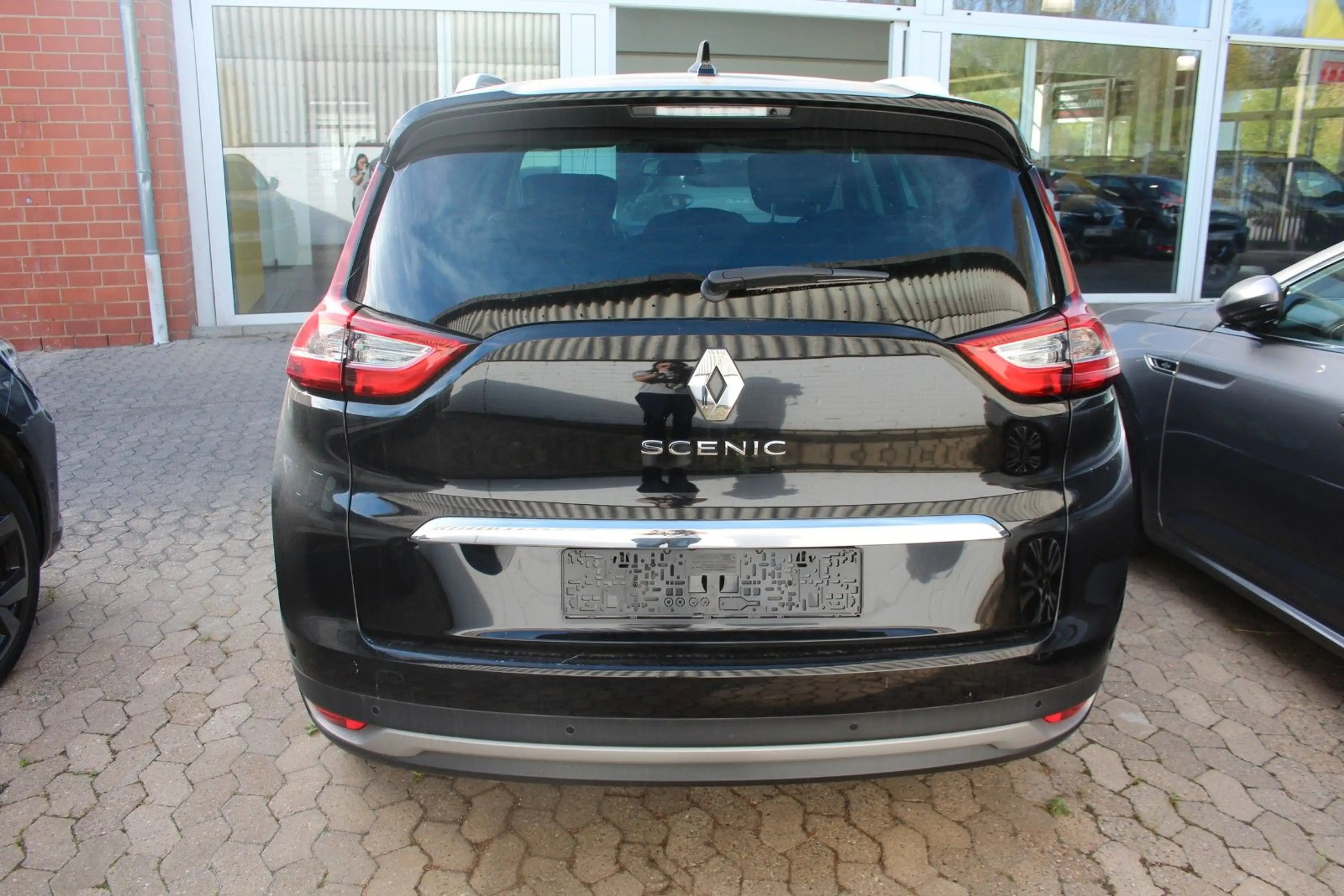 Renault Grand Scenic EXECUTIVE TCe 160 EDC 7-Sitzer — photo 5