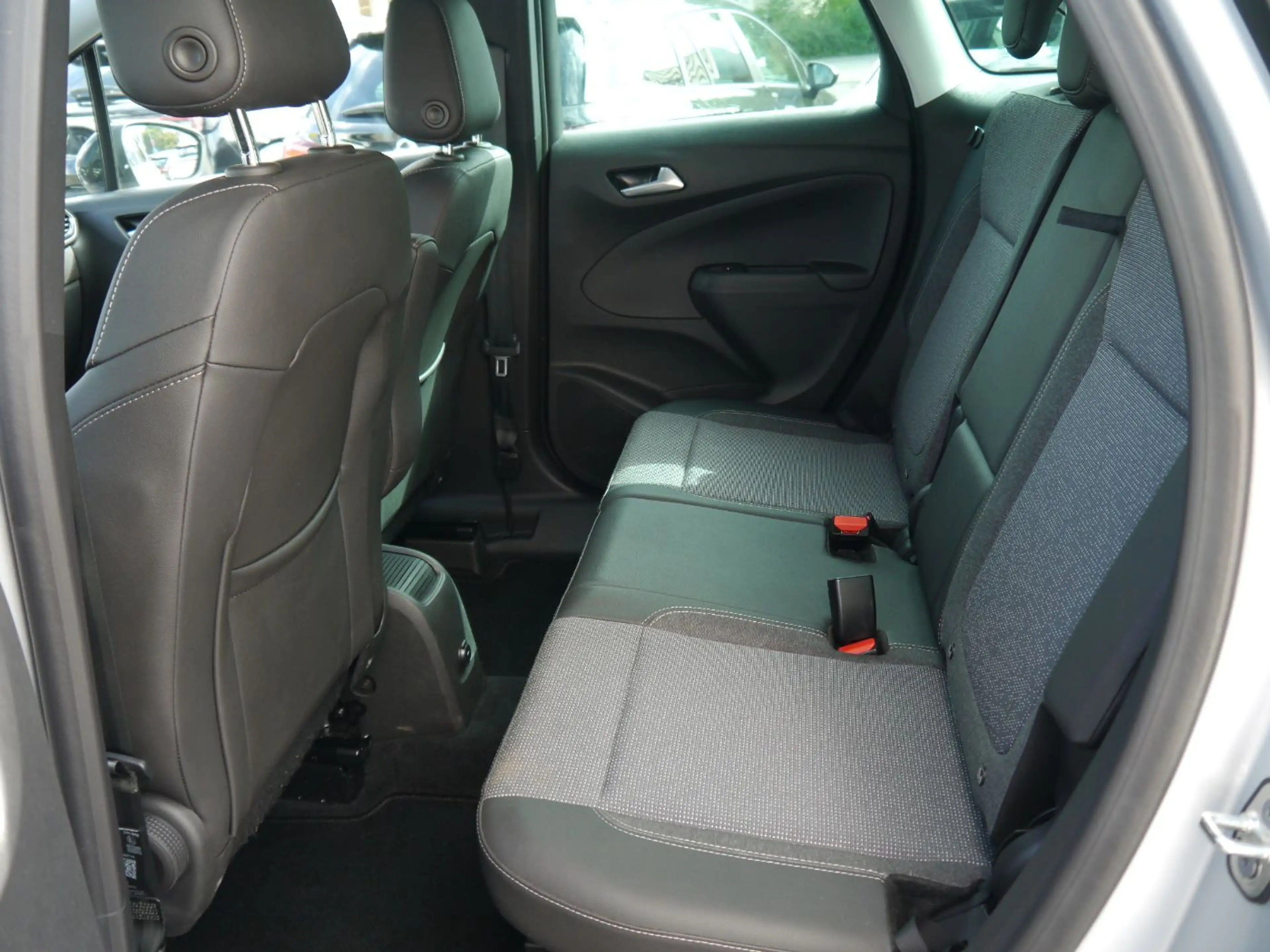 Opel Crossland 1.2 Turbo Enjoy inkl. BigDeal Paket — photo 16