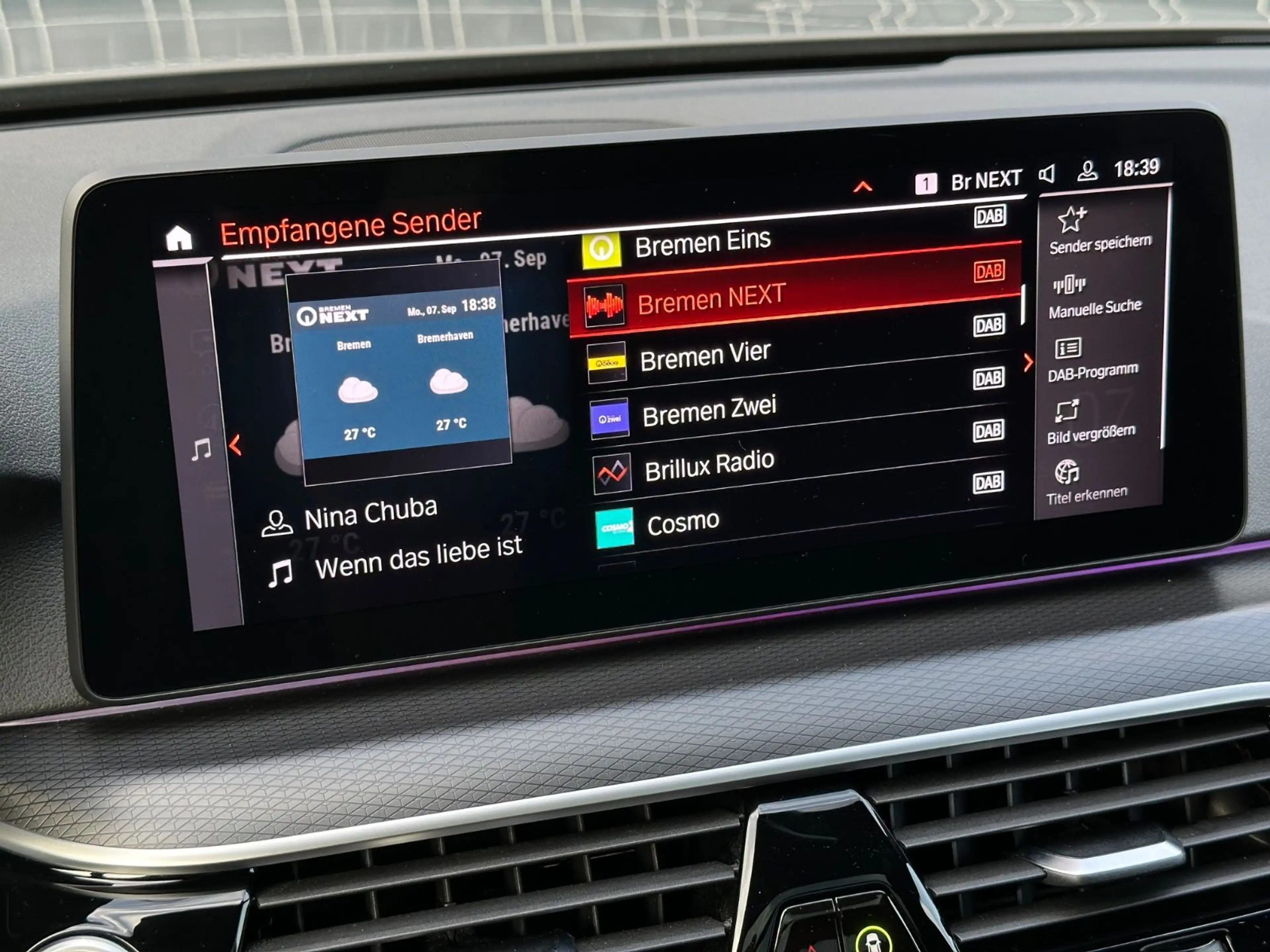 BMW 520 d T M Sport Pano Kamera AHK Head Up Harman K — photo 28