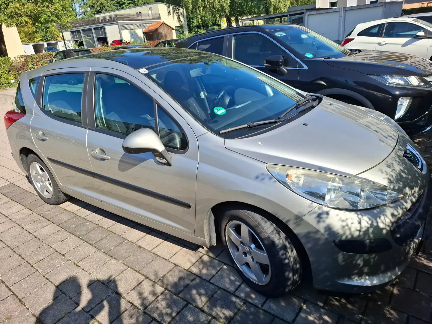Peugeot 207 207 SW 95 VTi Tendance Unfallfrei Silber - 1