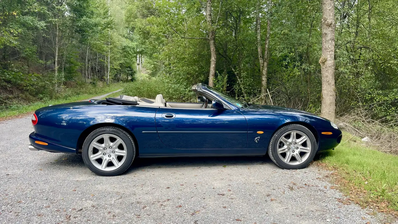 Jaguar XK8 Cabriolet dt. Fhrzg. Kein US, foto 1