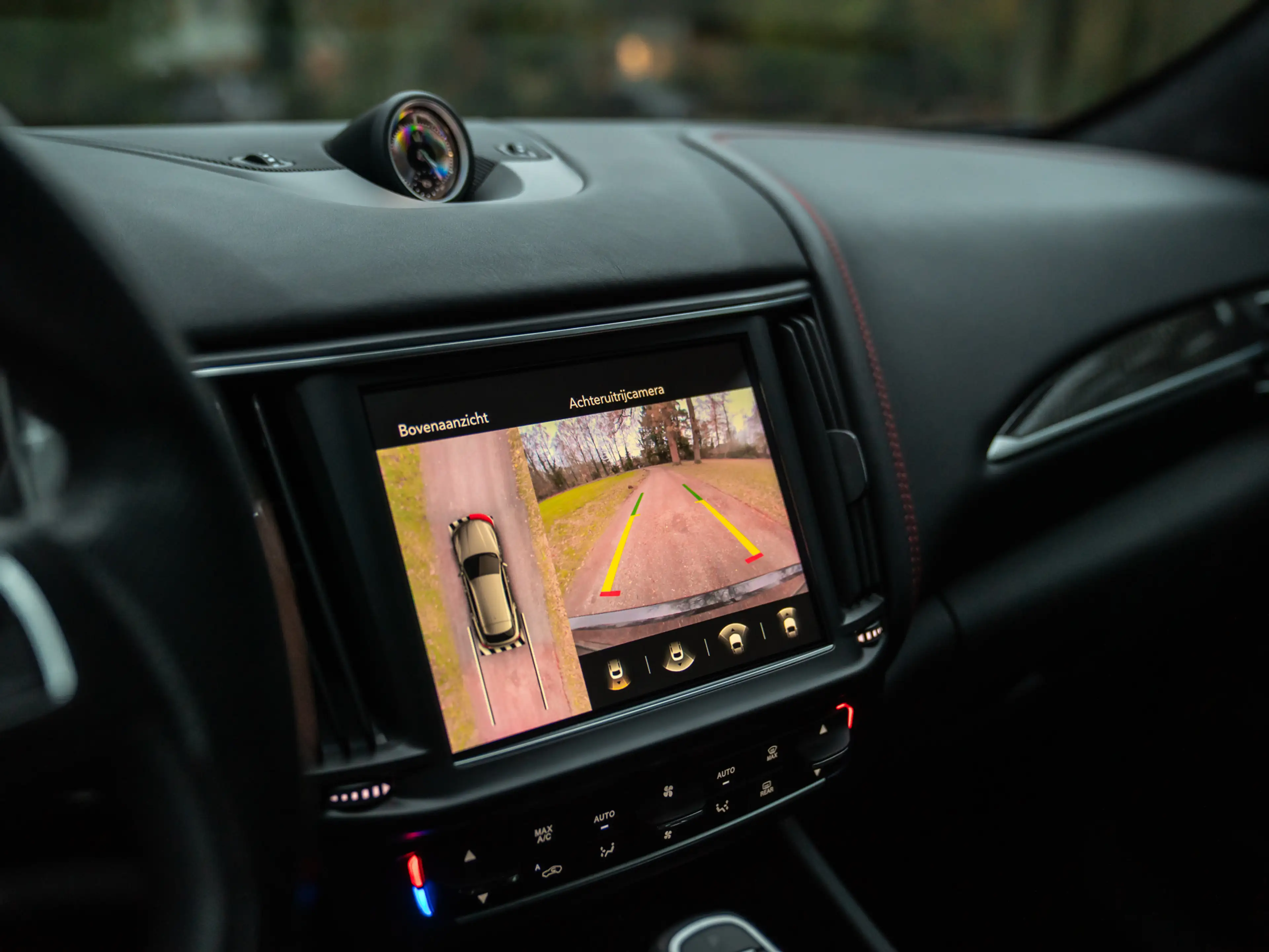 Maserati Levante 3.8 V8 Trofeo | Facelift | Pano-dak | Carbon | Sto — photo 11