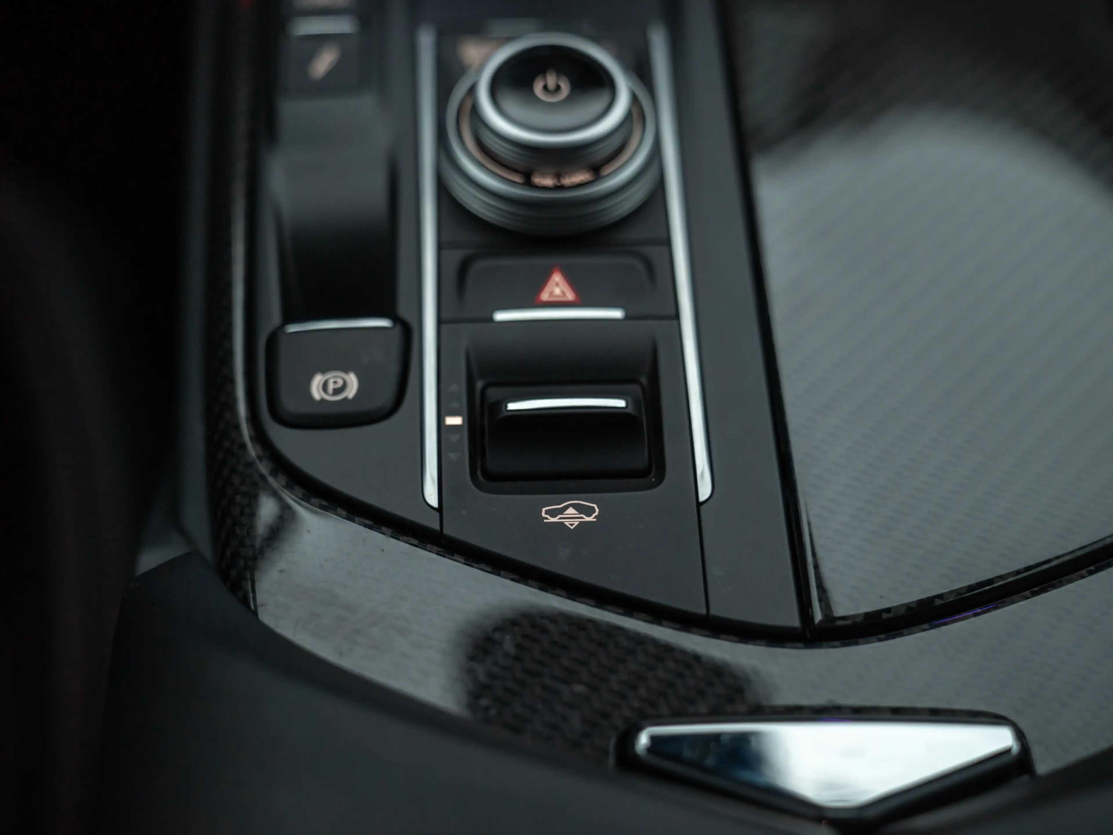 Maserati Levante 3.8 V8 Trofeo | Facelift | Pano-dak | Carbon | Sto — photo 37