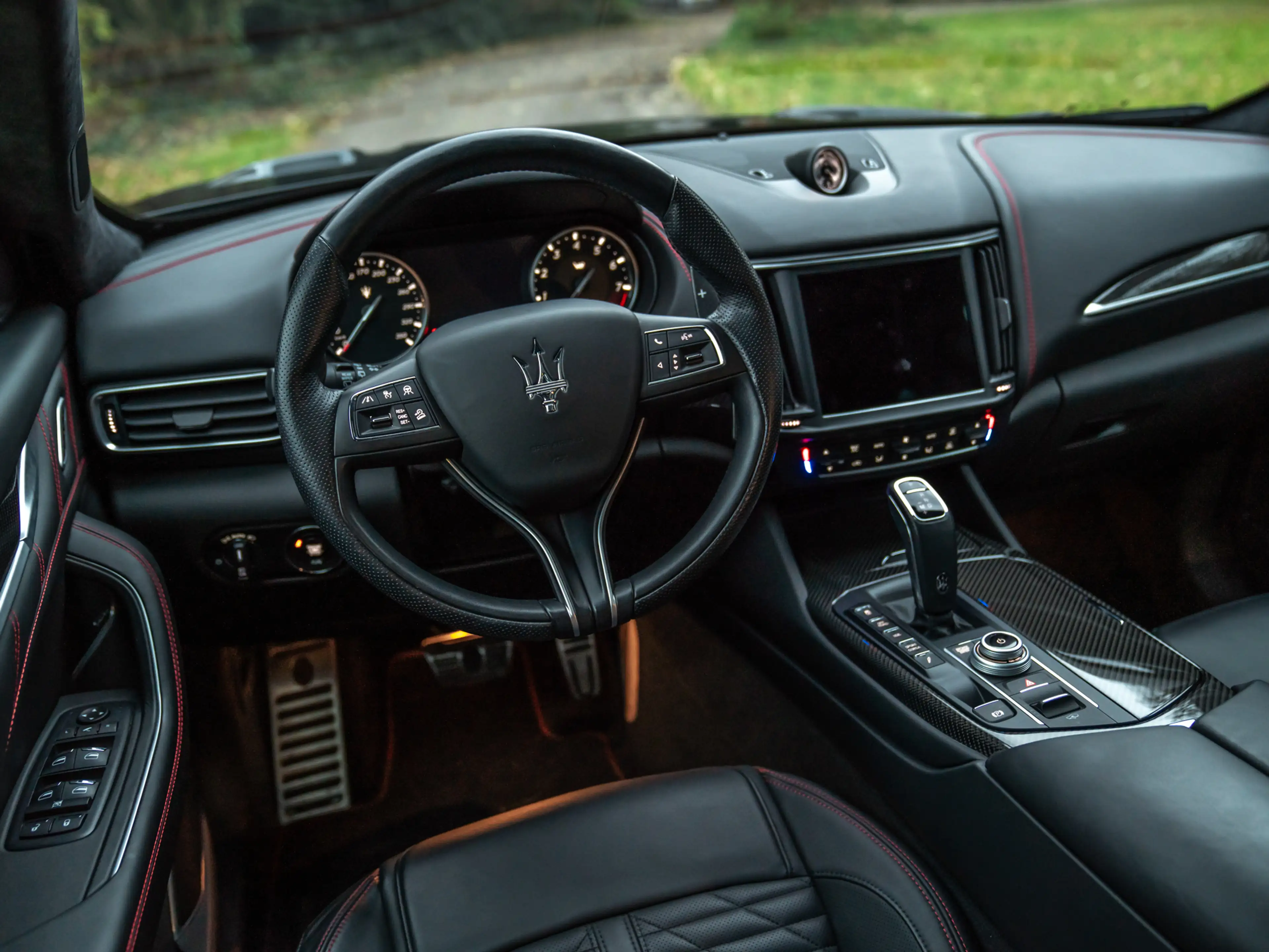 Maserati Levante 3.8 V8 Trofeo | Facelift | Pano-dak | Carbon | Sto — photo 10