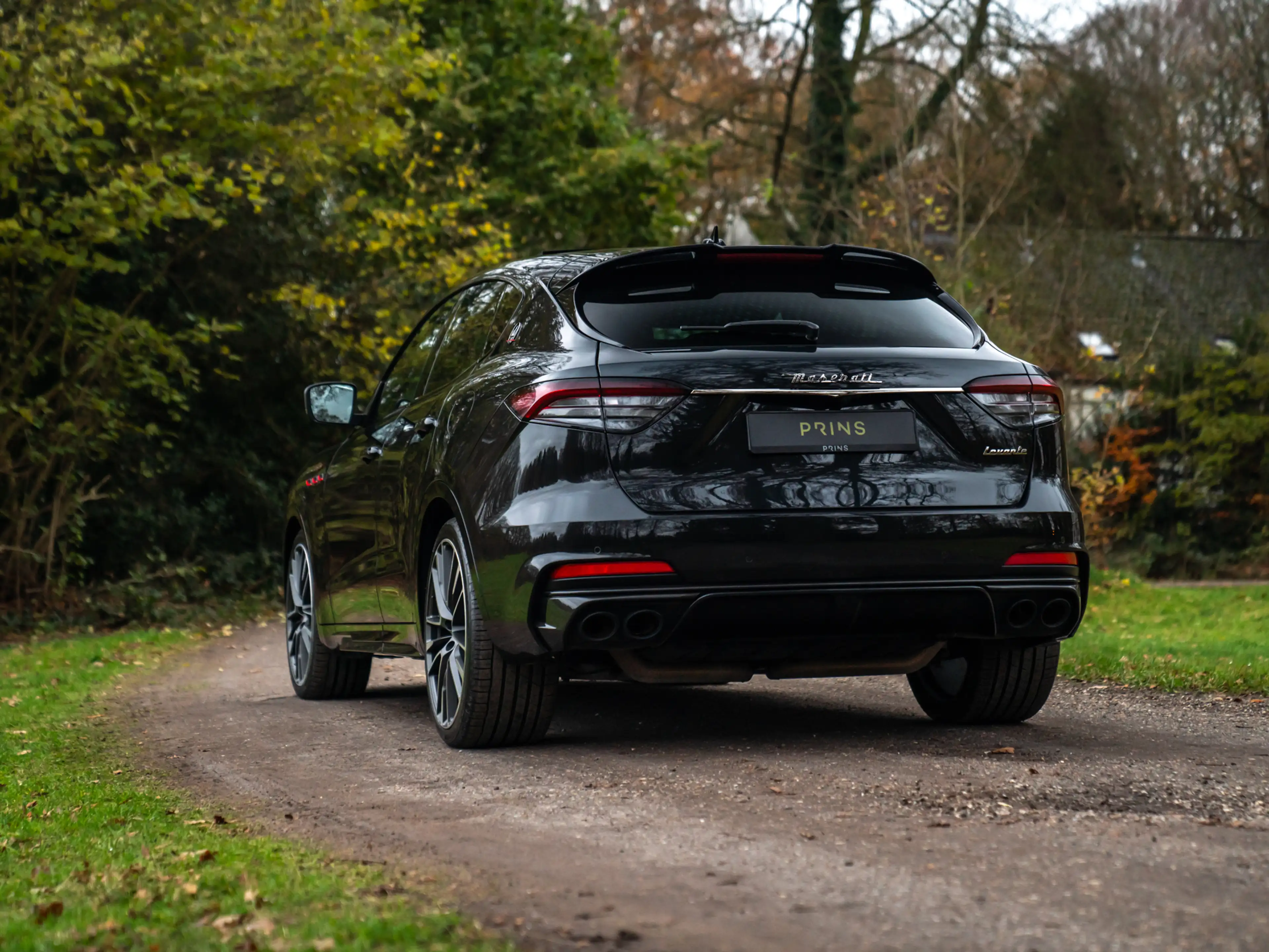 Maserati Levante 3.8 V8 Trofeo | Facelift | Pano-dak | Carbon | Sto — photo 27