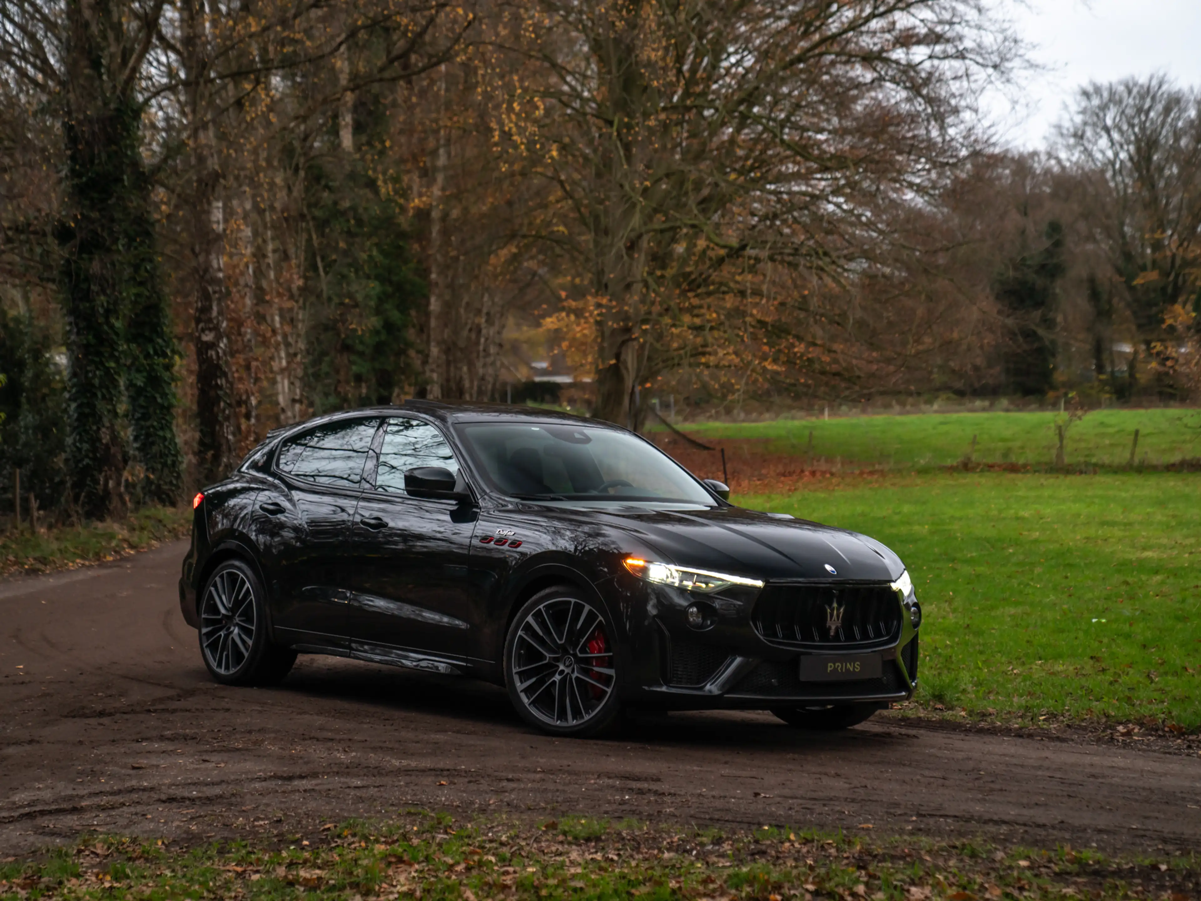 Maserati Levante 3.8 V8 Trofeo | Facelift | Pano-dak | Carbon | Sto — photo 3