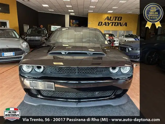 Dodge Challenger 6.4 V8  automatica full