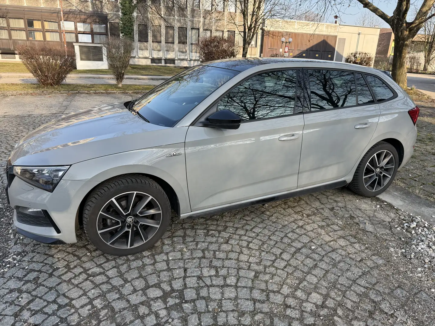 Skoda Scala 1,0 TSI Monte Carlo Top Ausstattung - 2