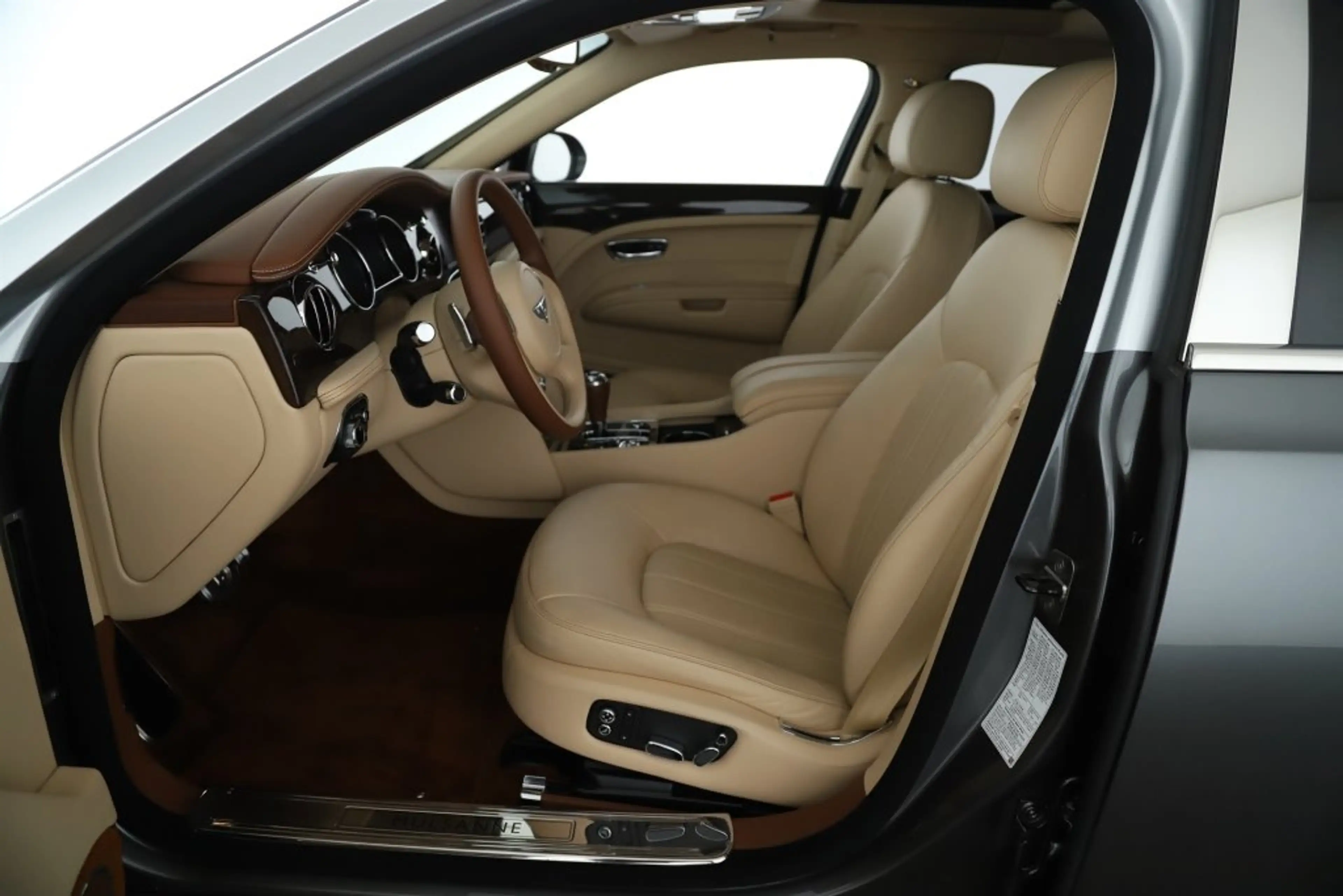 Bentley Mulsanne 6,8 Autom 1of1 Duo Tone NUR 21.500KM — photo 9