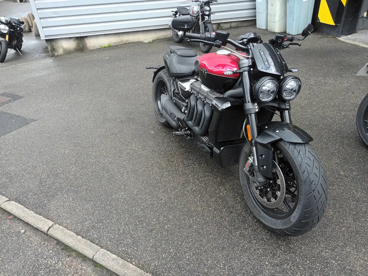 Triumph Rocket 3 R