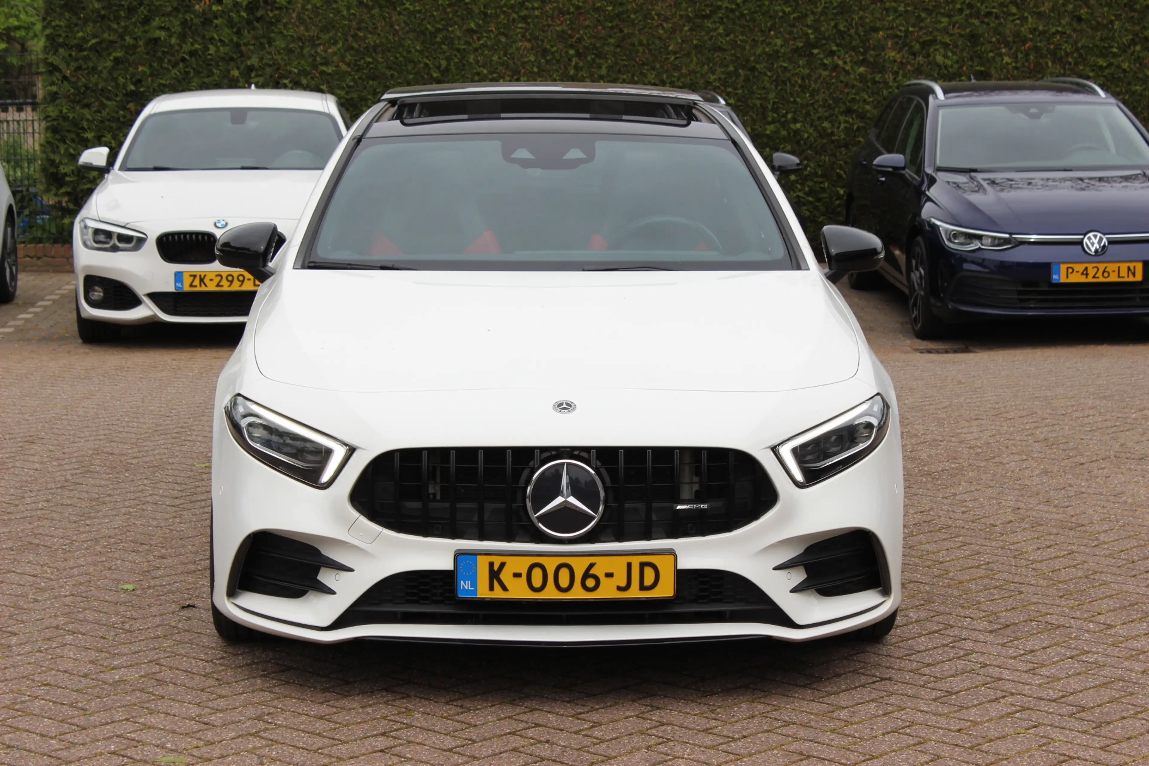 Mercedes-Benz A 35 AMG 4MATIC Premium / Panoramadak / Camera / Burmester — photo 8