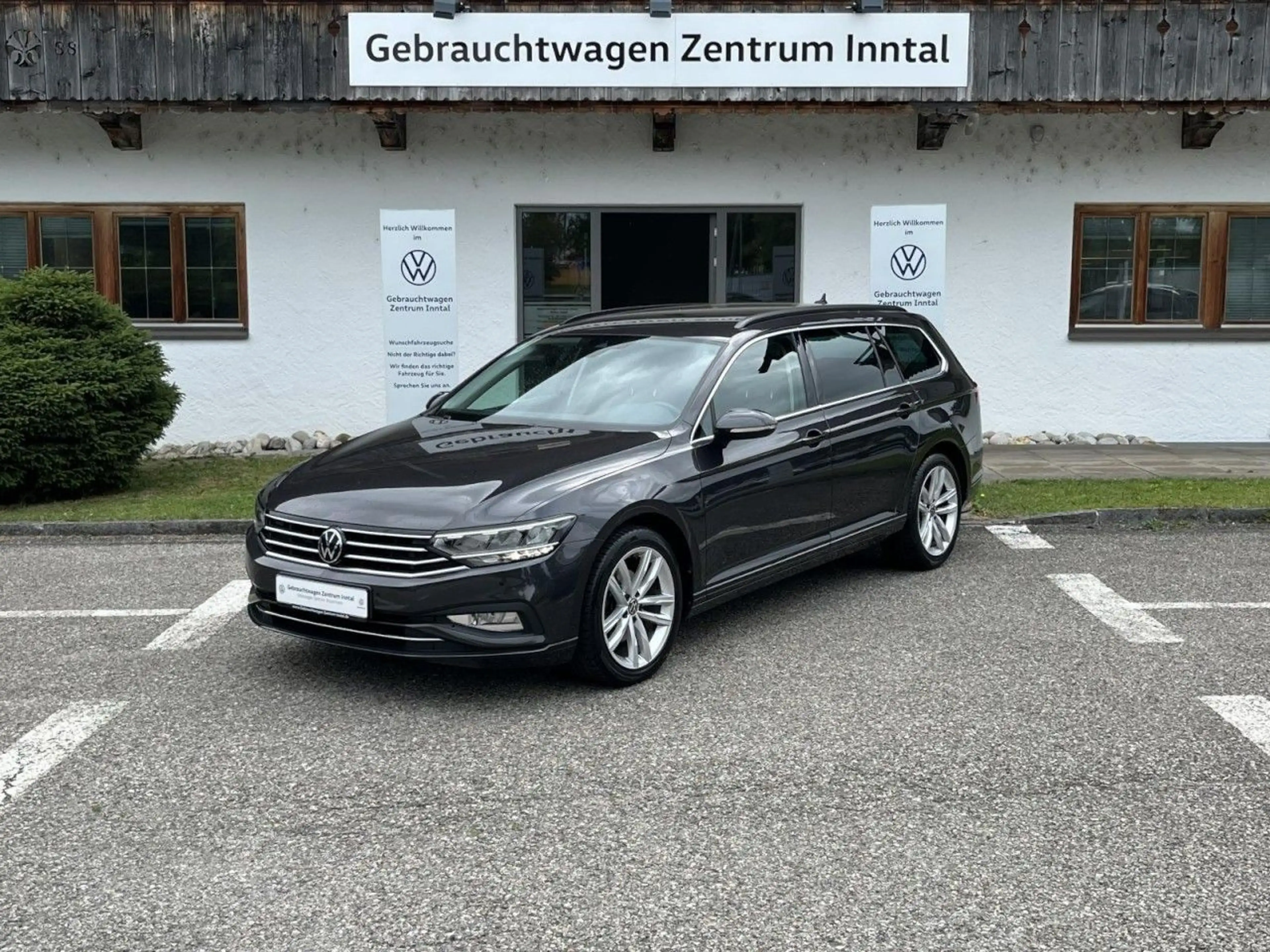 Volkswagen Passat Variant 2,0 TDI DSG Business (LED+Navi+AH — photo 2