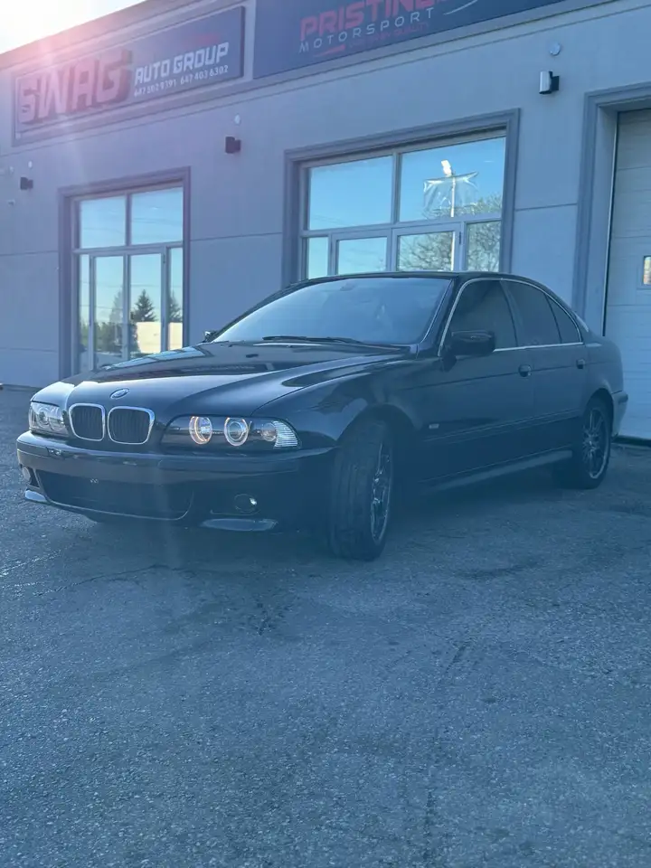 BMW 5 Series снимка BMW 5 Series