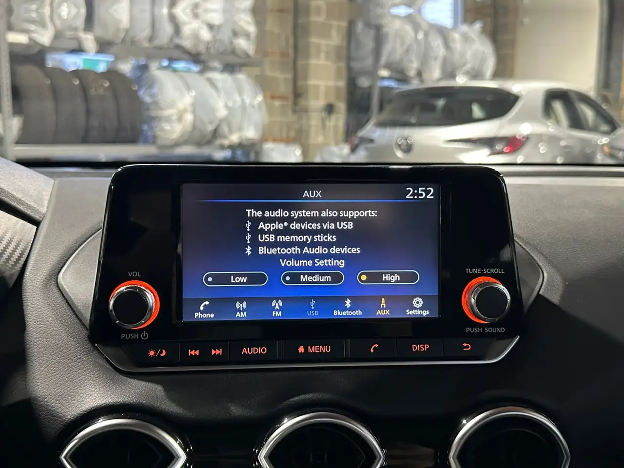 Nissan Sentra снимка Nissan Sentra