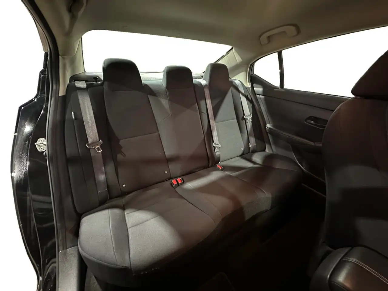 Nissan Sentra снимка Nissan Sentra