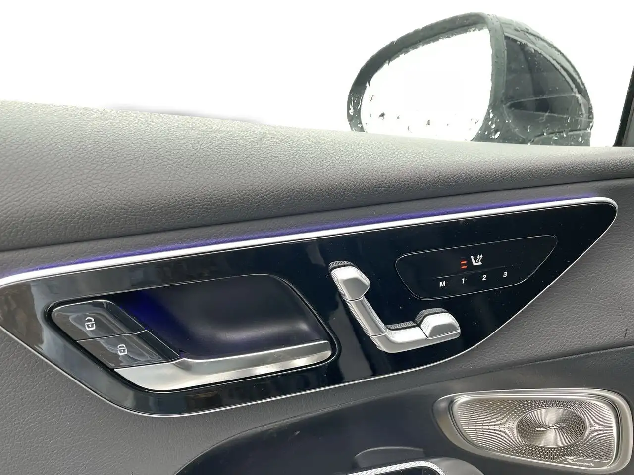 Mercedes-Benz GLC снимка Mercedes-Benz GLC