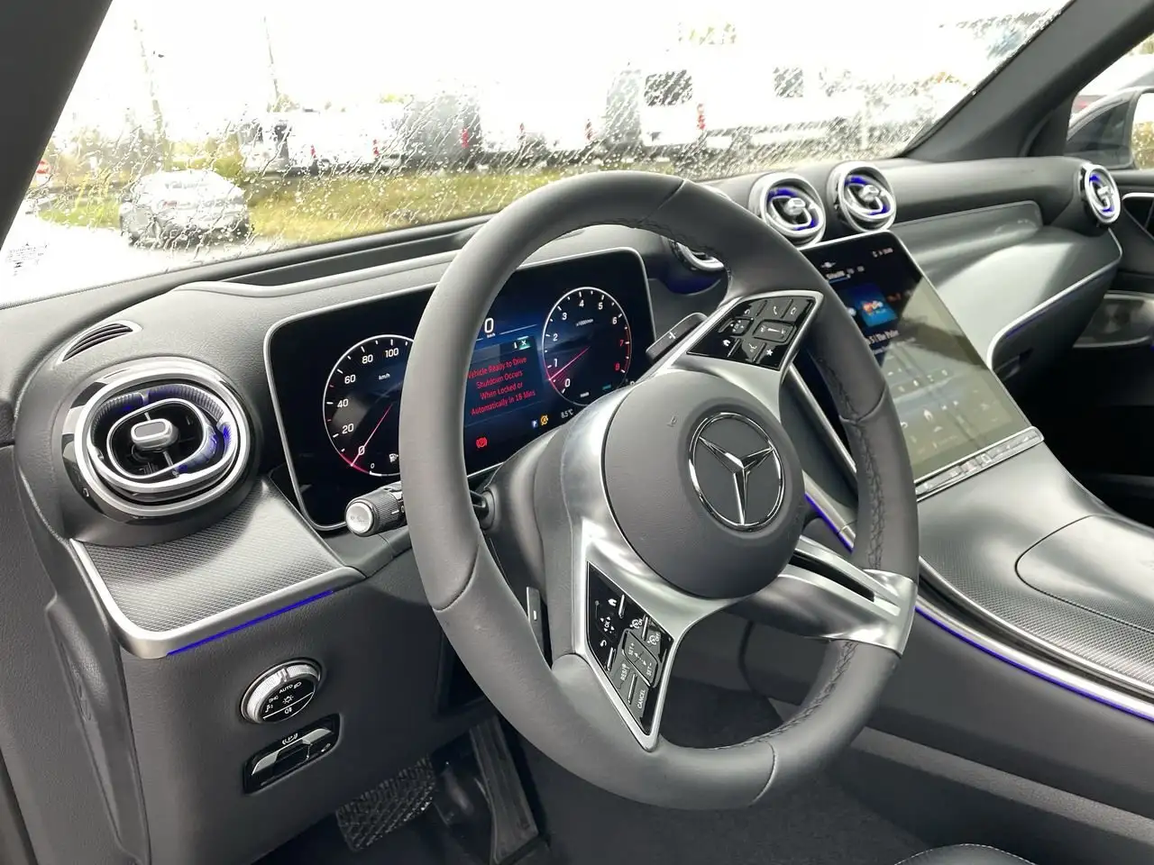 Mercedes-Benz GLC снимка Mercedes-Benz GLC