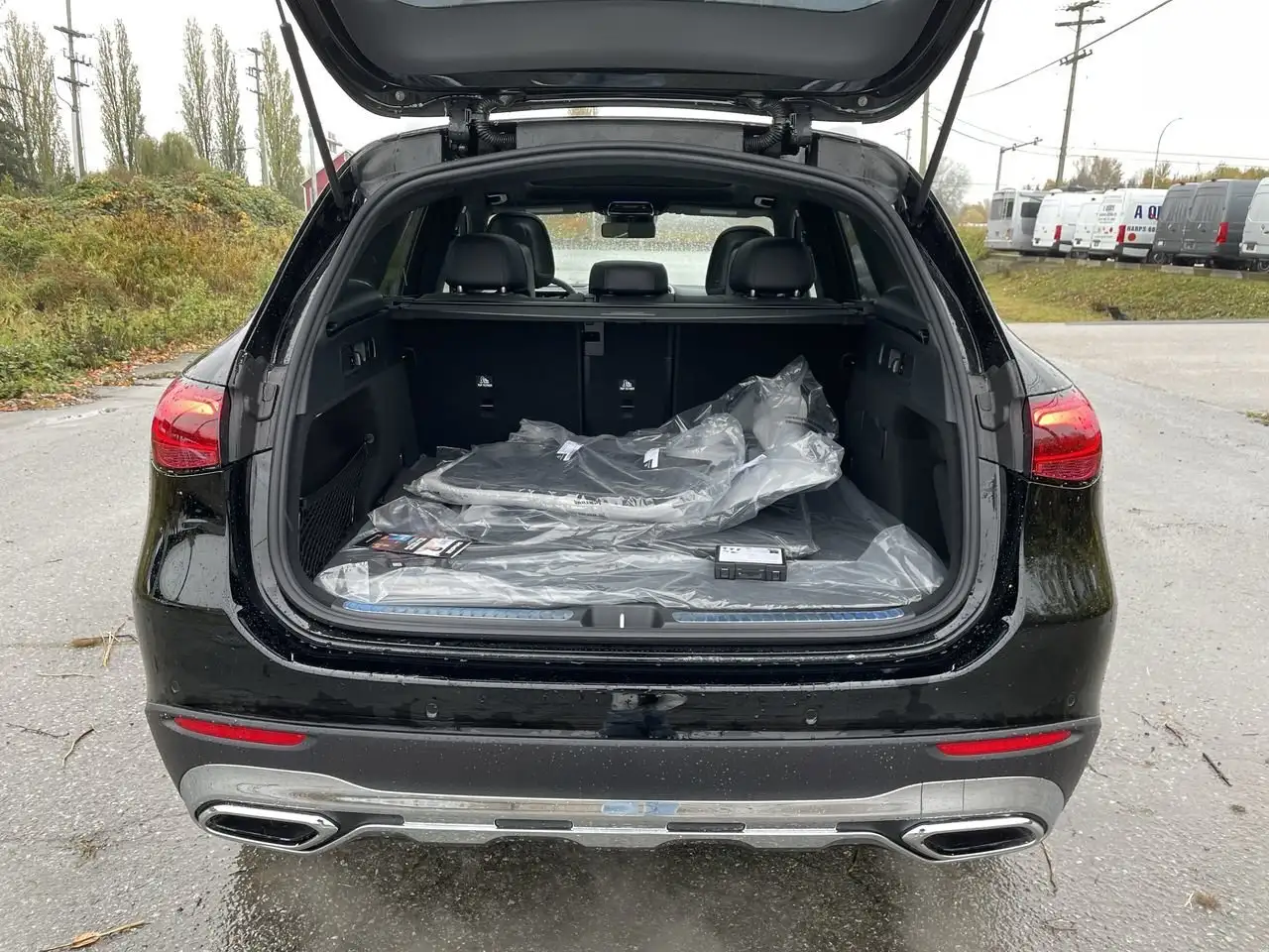 Mercedes-Benz GLC снимка Mercedes-Benz GLC