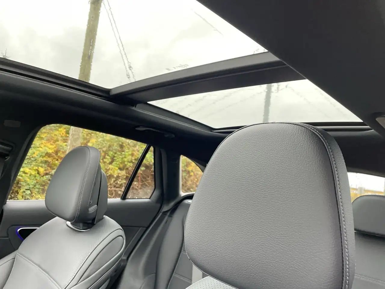 Mercedes-Benz GLC снимка Mercedes-Benz GLC