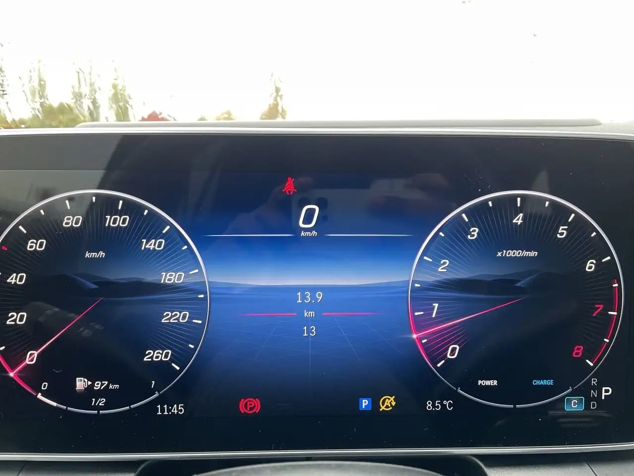 Mercedes-Benz GLC снимка Mercedes-Benz GLC