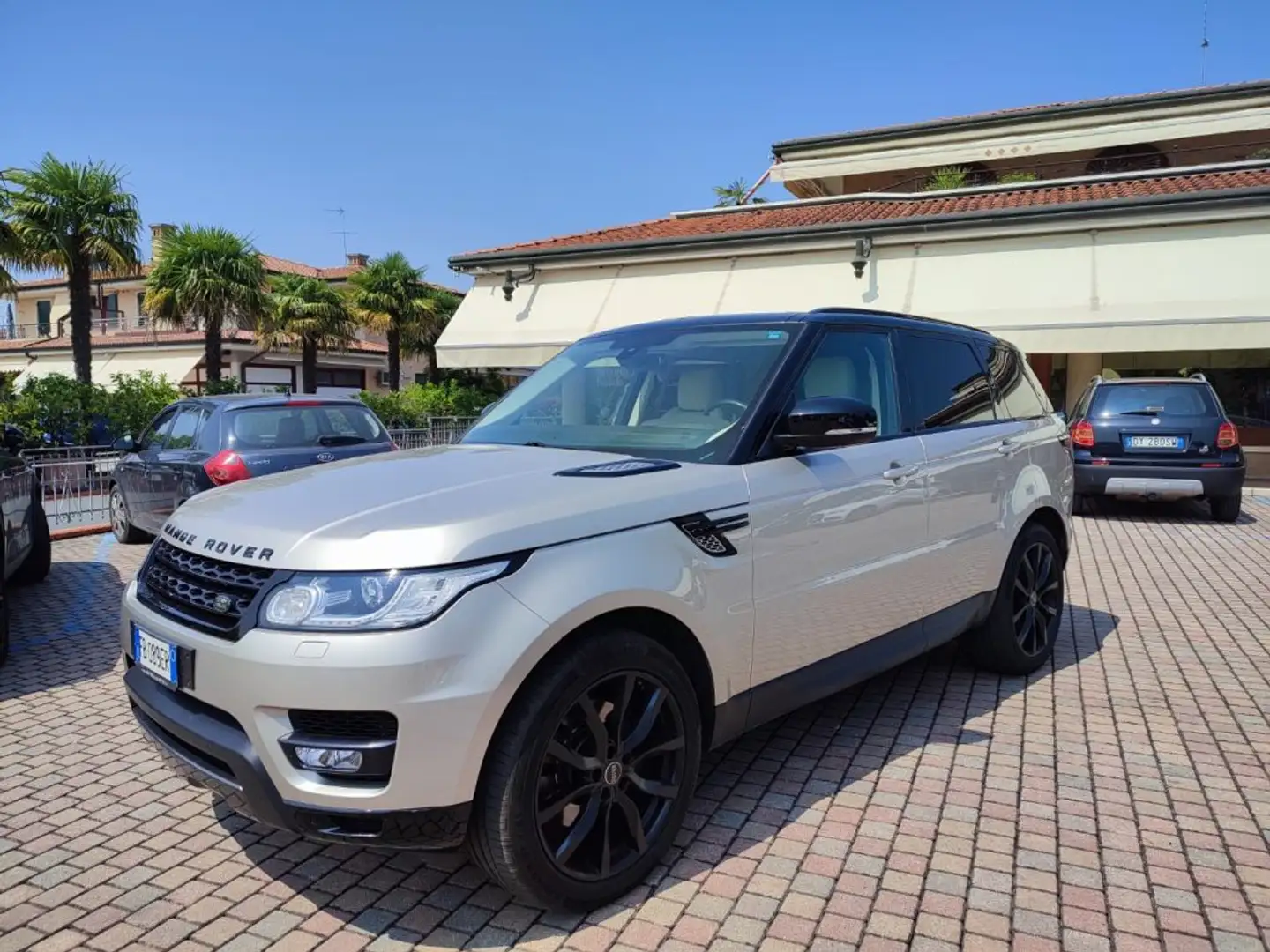 Land Rover Range Rover Sport 3.0 TDV6 HSE Dynamic Grigio - 2
