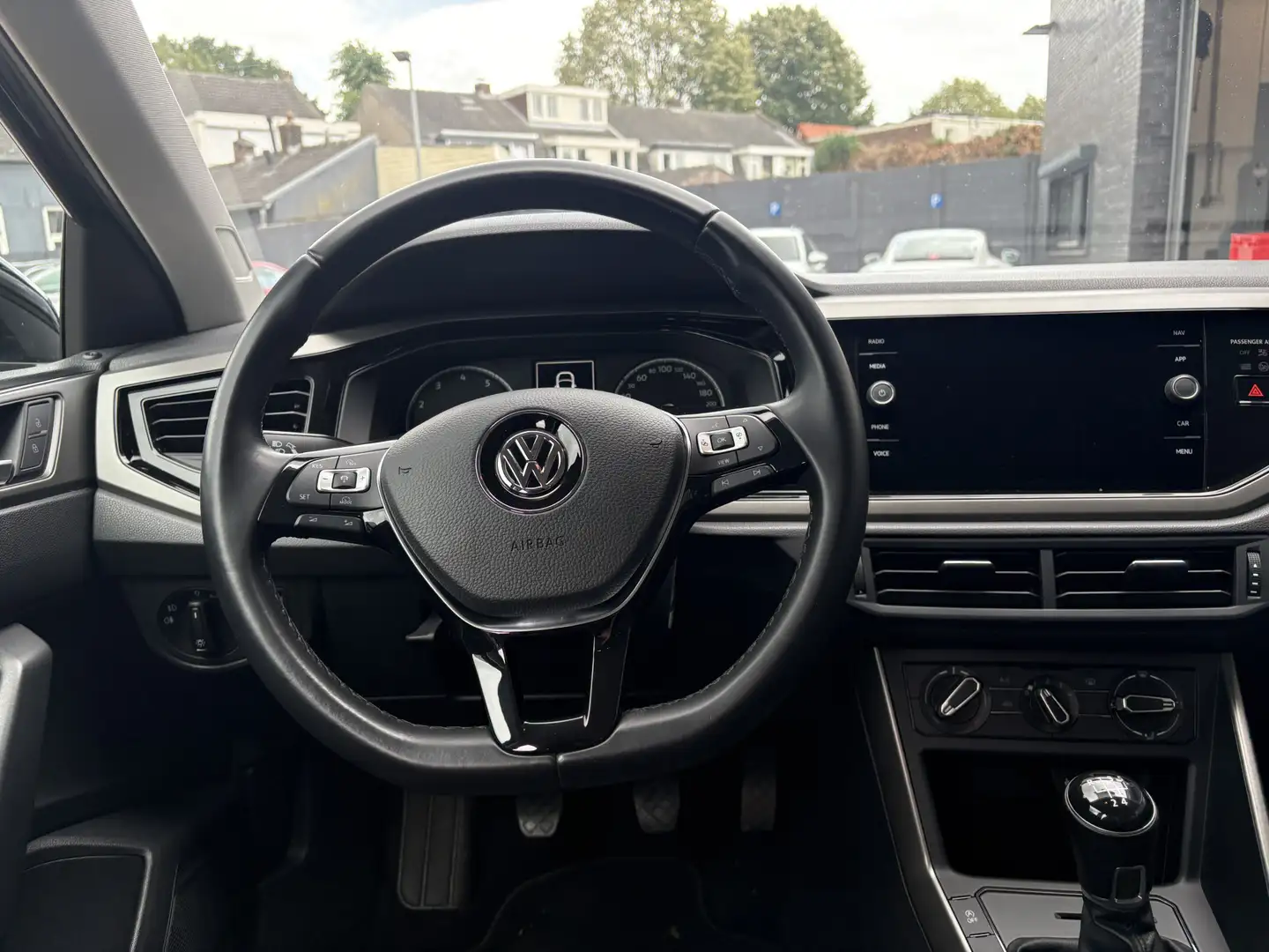 Volkswagen Polo 1.0 TSI Comfortline, airco, navi, 18 inch lmv Noir - 2