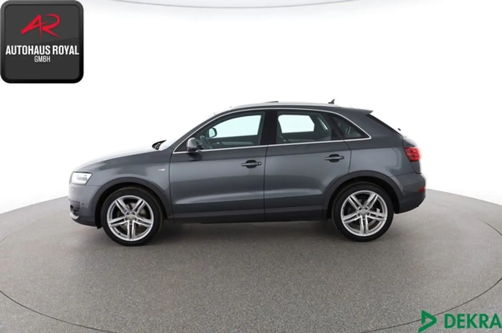 Audi Q3 2.0 TFSI qu S LINE AHK,KEYLESS,PARKLENKASSIST Grau - 2