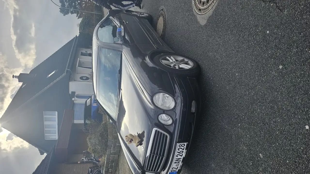 Mercedes-Benz CLK 200