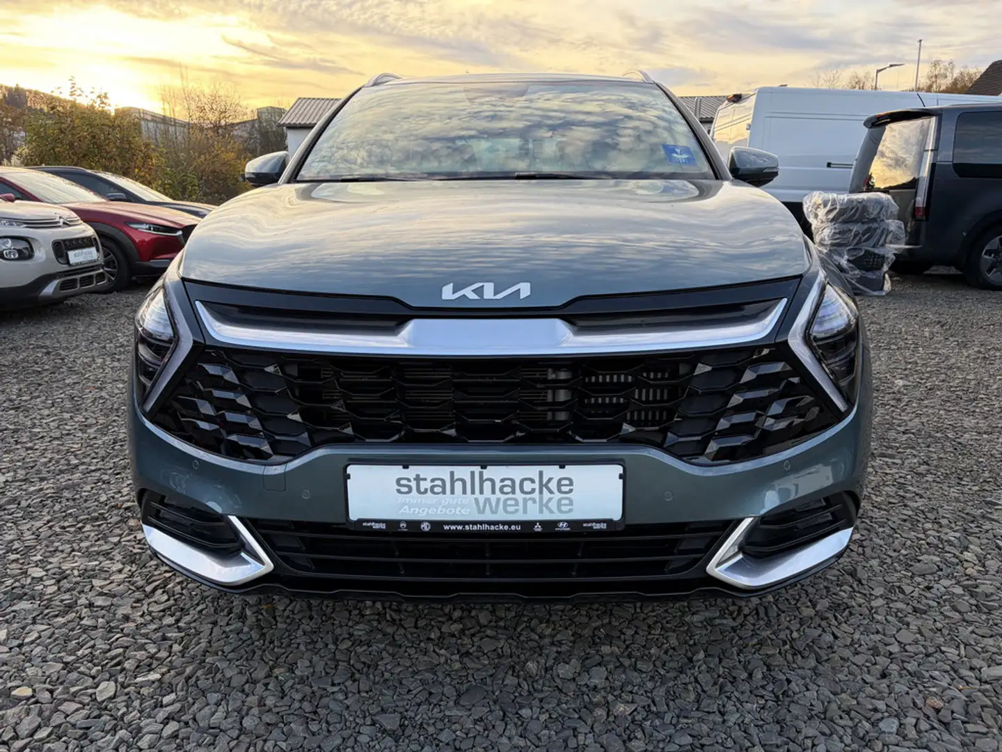 Kia Sportage 1.6 T-GDI Spirit Gris - 2