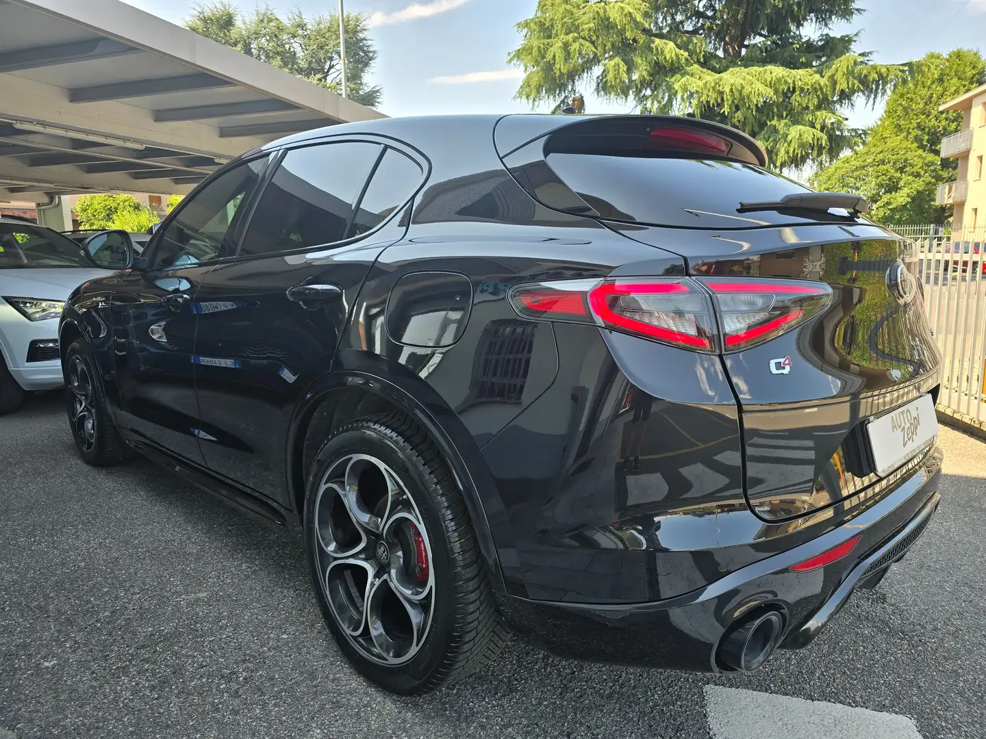Alfa Romeo Stelvio 2.2 Q4 210cv AUT. VELOCE Noir - 2