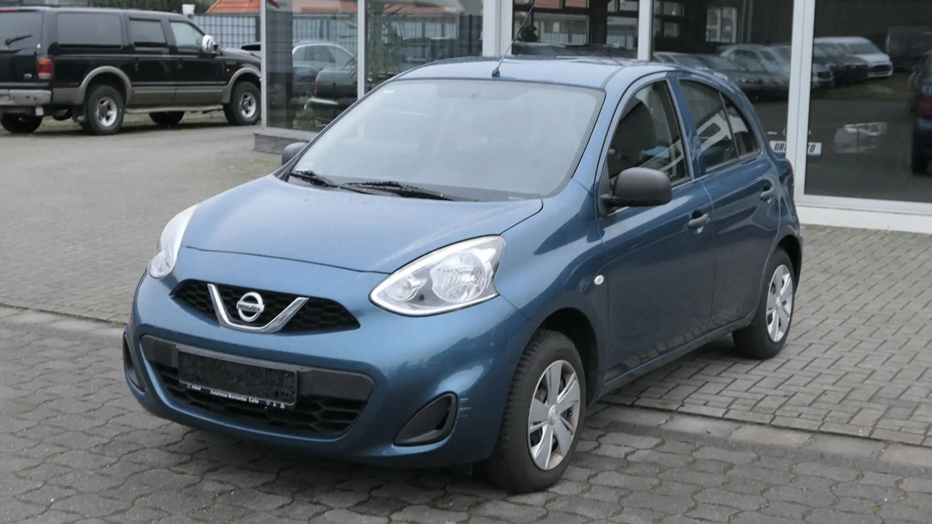 Nissan Micra Visia First Blau - 1