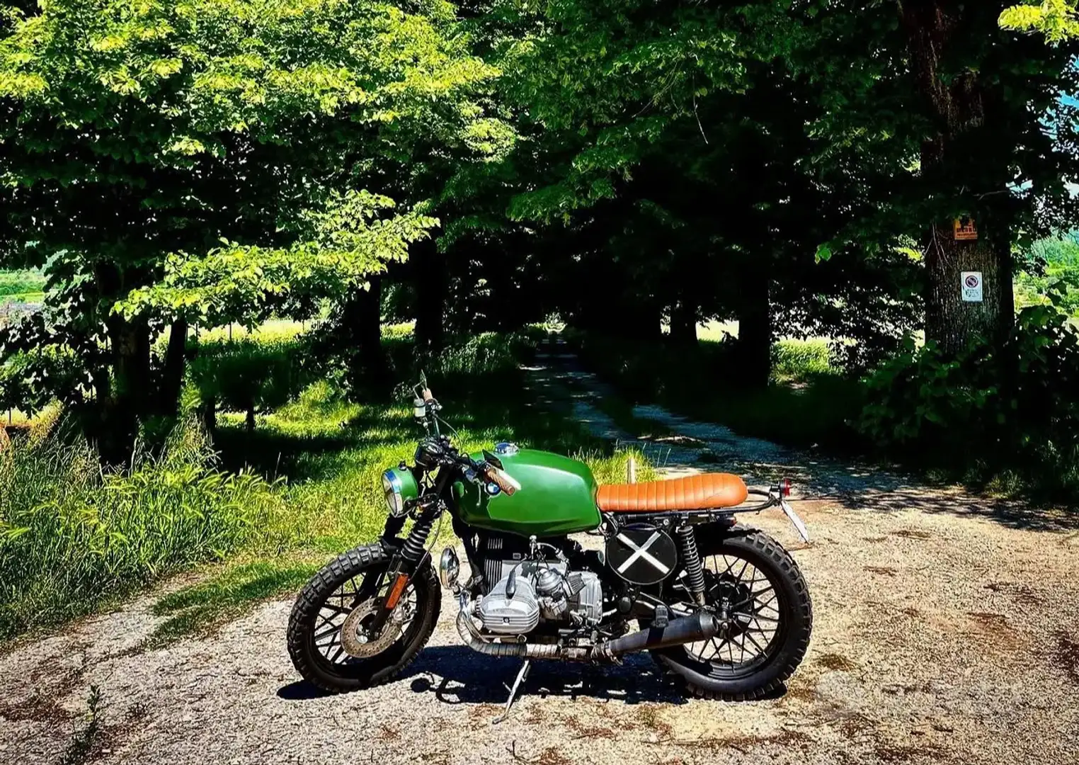 BMW R 65 Cafè racer Grün - 2