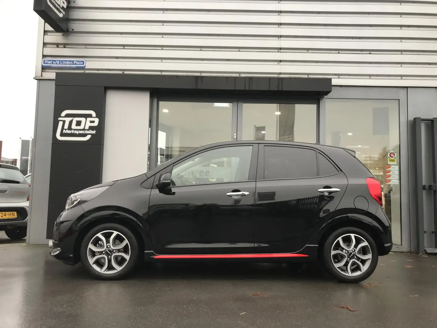Kia Picanto 1.0 GT-Line 7 JAAR GARANTIE Schwarz - 2