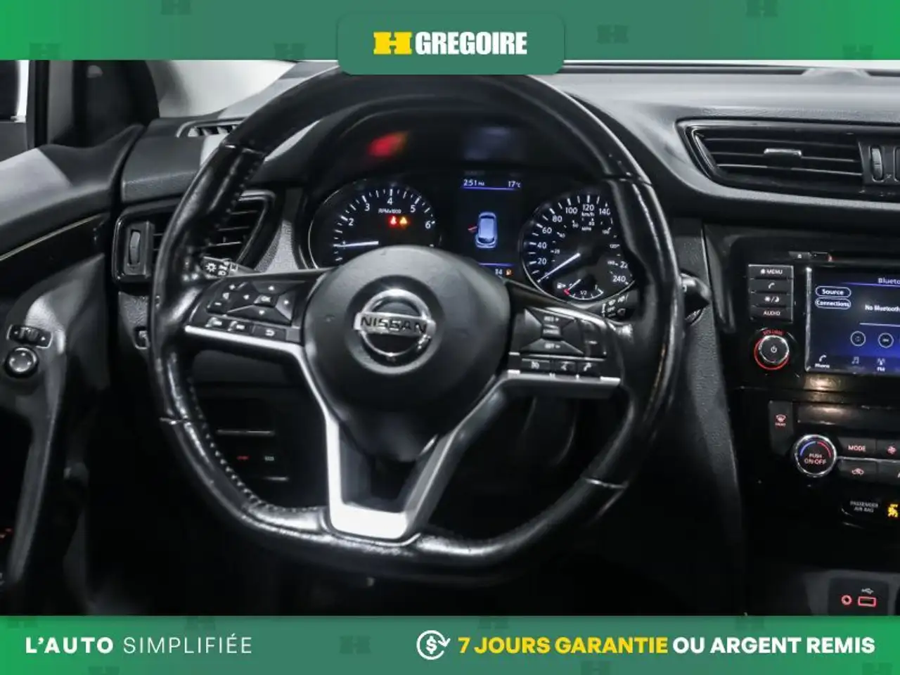 Nissan Qashqai снимка Nissan Qashqai