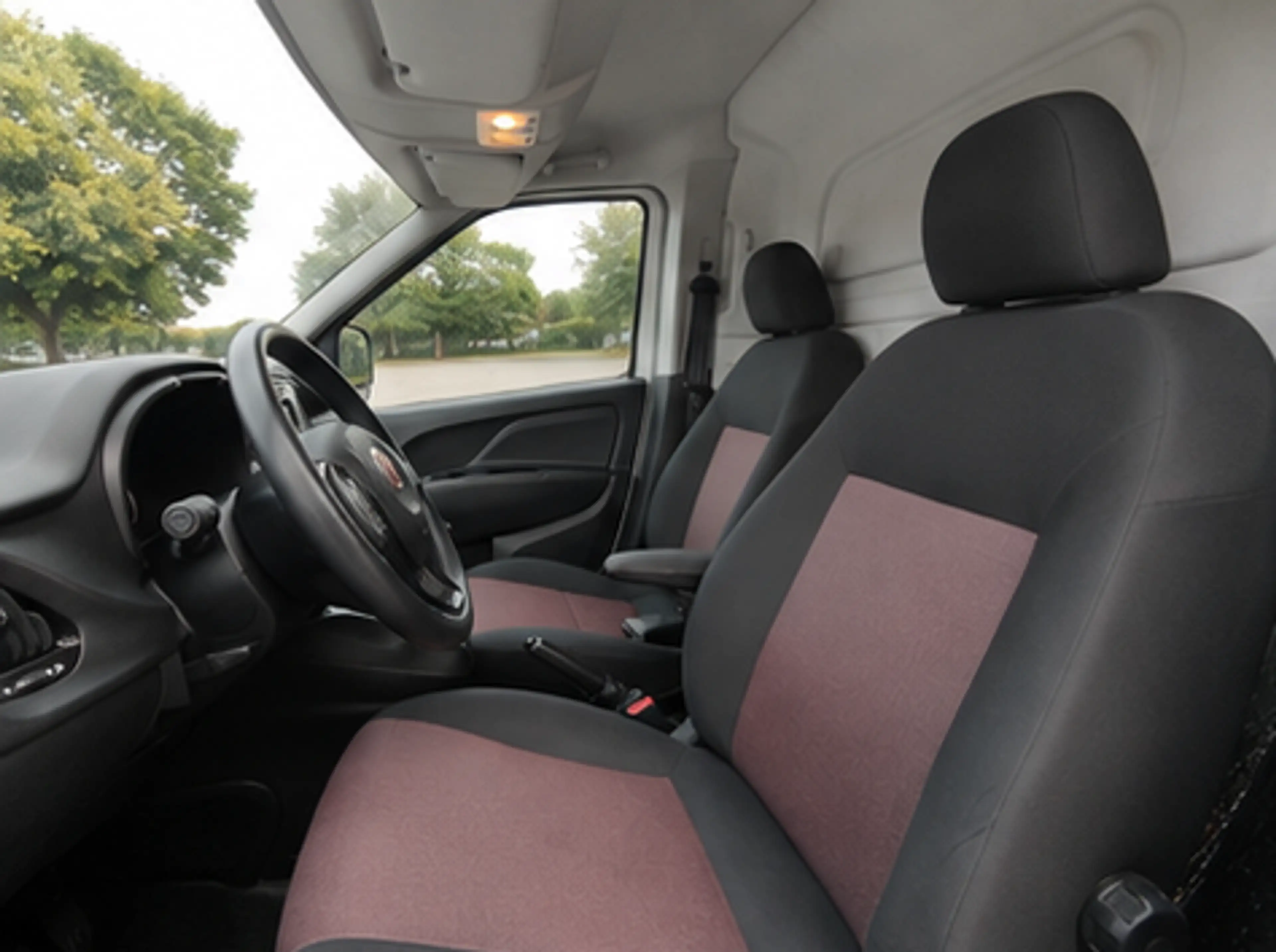 Fiat Doblo 1.3L SX Kasten — photo 12