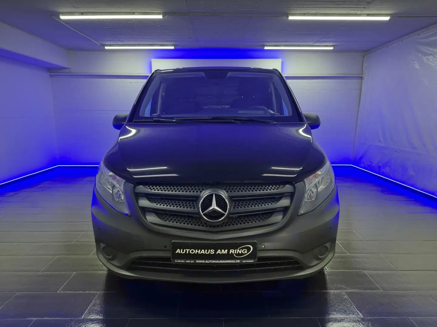 Mercedes-Benz Vito Kasten 116 CDI RWD lang 1H CAM DAB AHK NAVI Black - 1