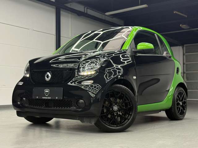 Imagine smart forTwo EQ PANO*SHZ*KLIMA*PDC*TÜV NEU*100% BATTER