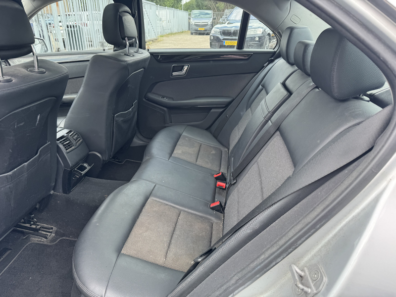 Mercedes-Benz E 350 CDI Avantgarde — photo 6