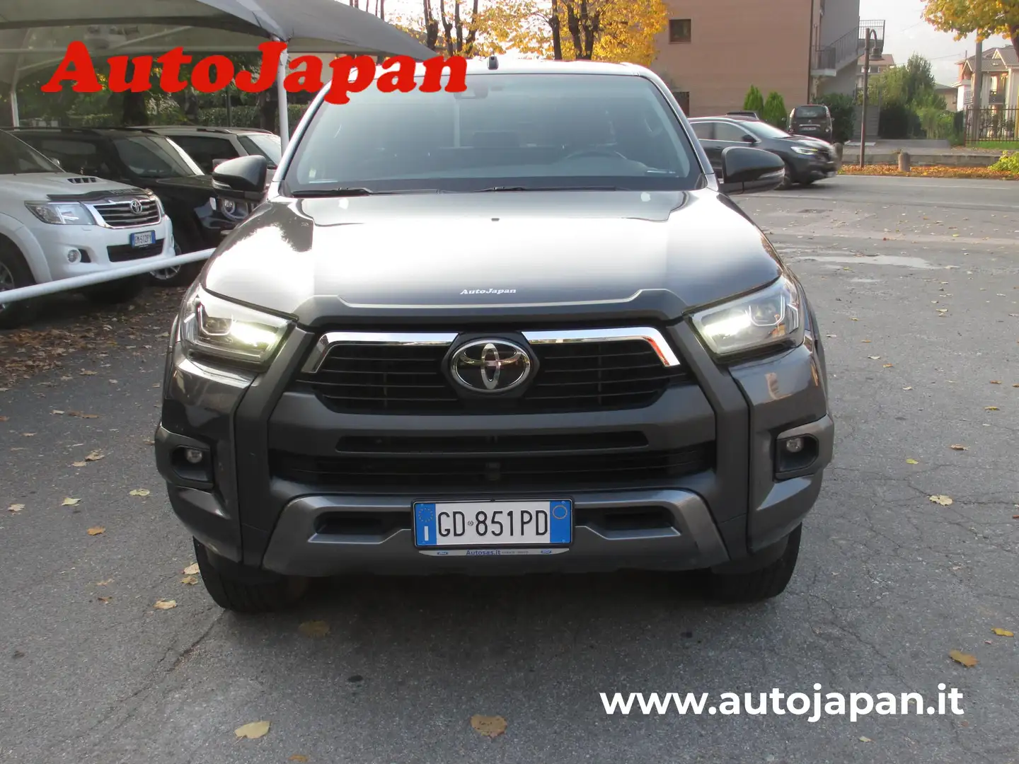 Toyota Hilux + IVA !!! OK NEOPATENTATI !! 2.8 D 4WD Double Cab Invincible Grau - 2