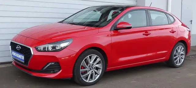 Hyundai i30 i30 1.4 T-GDI Fastback Style TOP Zustand