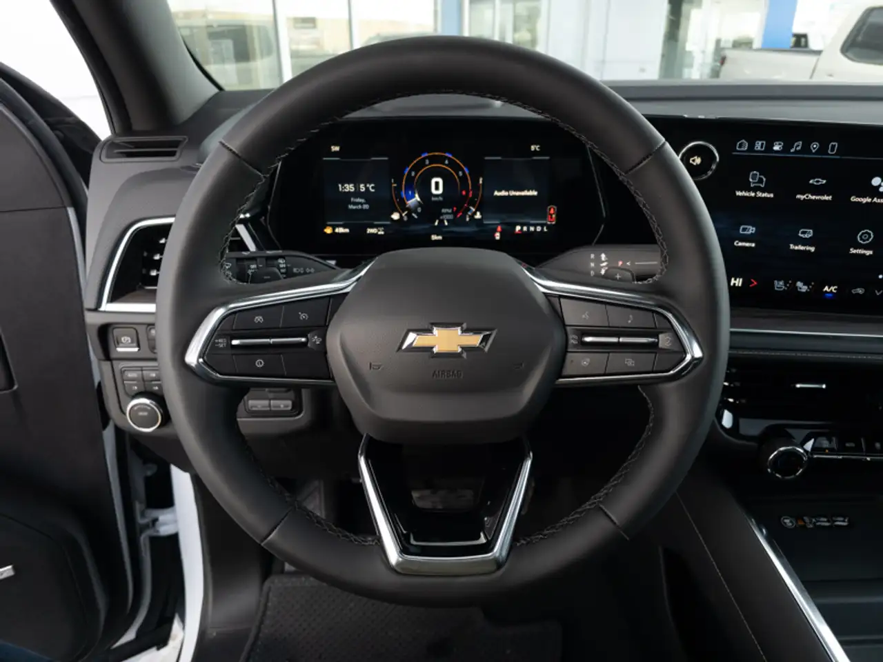Chevrolet Tahoe снимка Chevrolet Tahoe