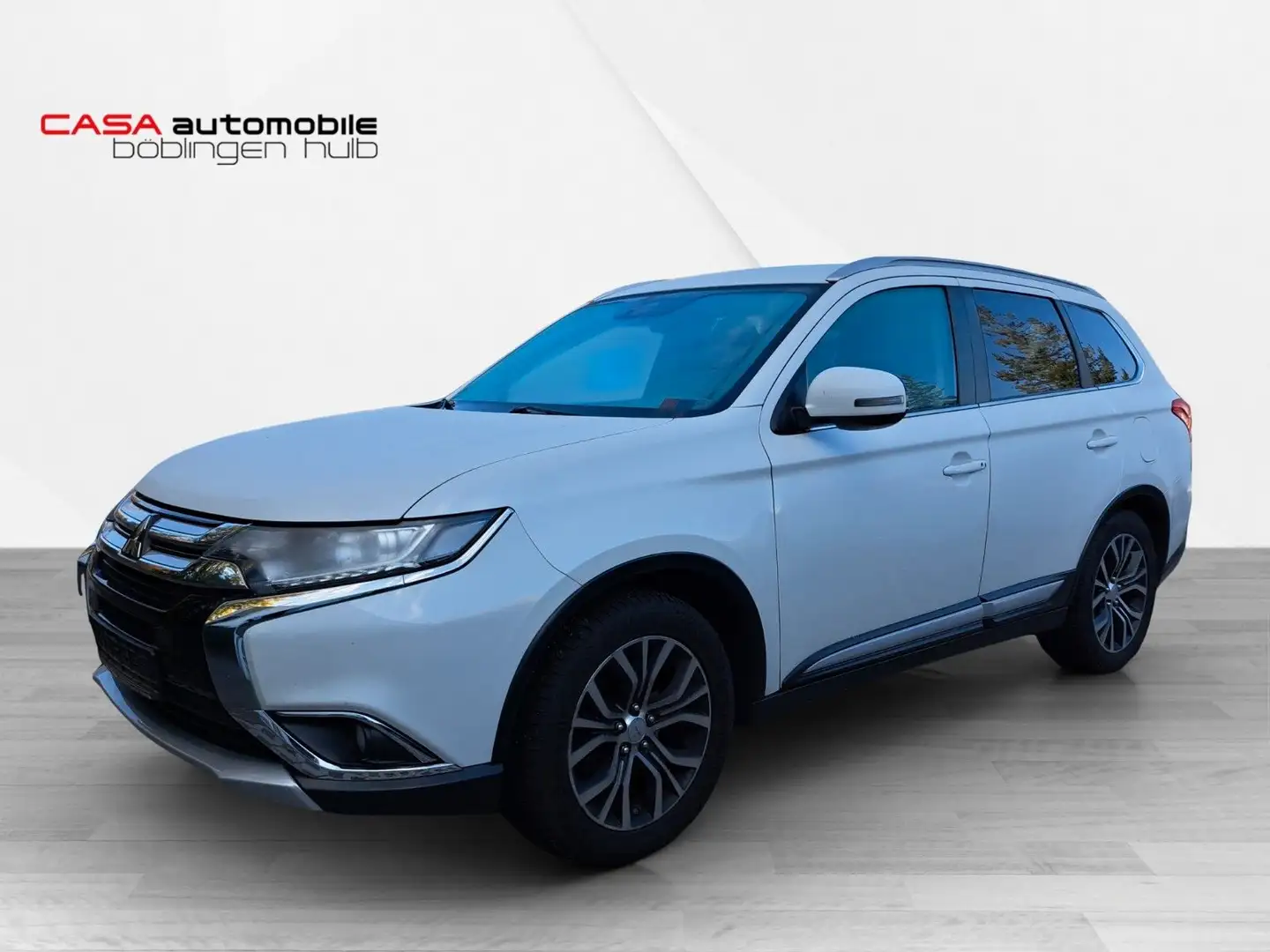 Mitsubishi Outlander Plus 4WD 2.2 Automatik Weiß - 1