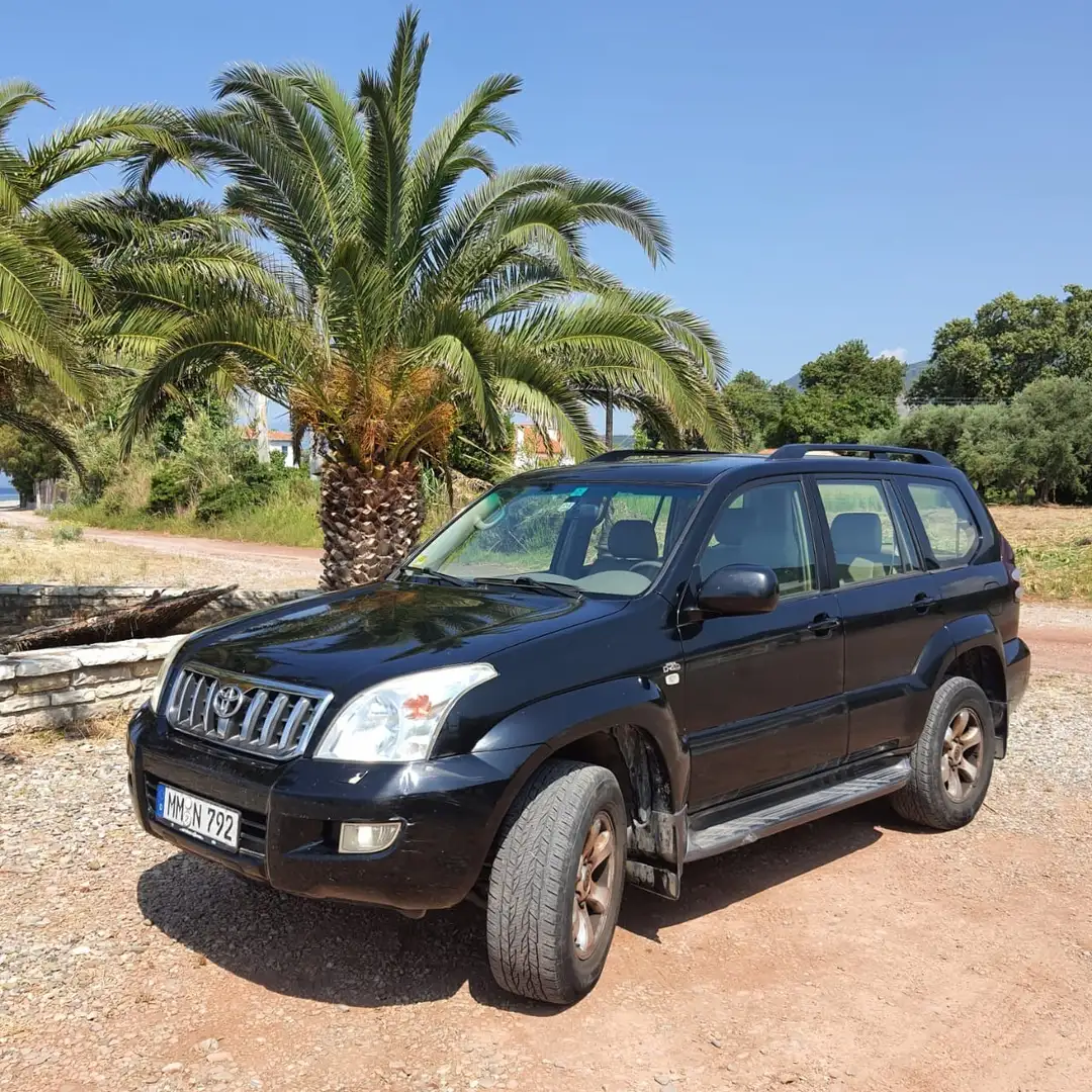 Toyota Land Cruiser Prado - 1